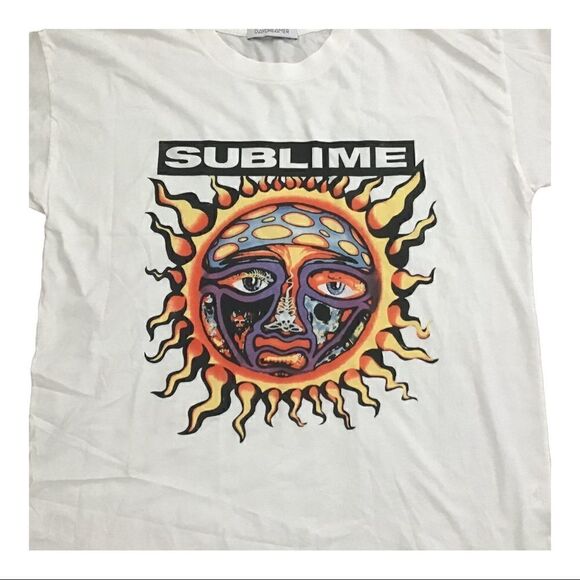 Daydreamer Sublime 40 Oz To Freedom Crewneck Graphic Tee in Vintage White - Picture 6 of 8